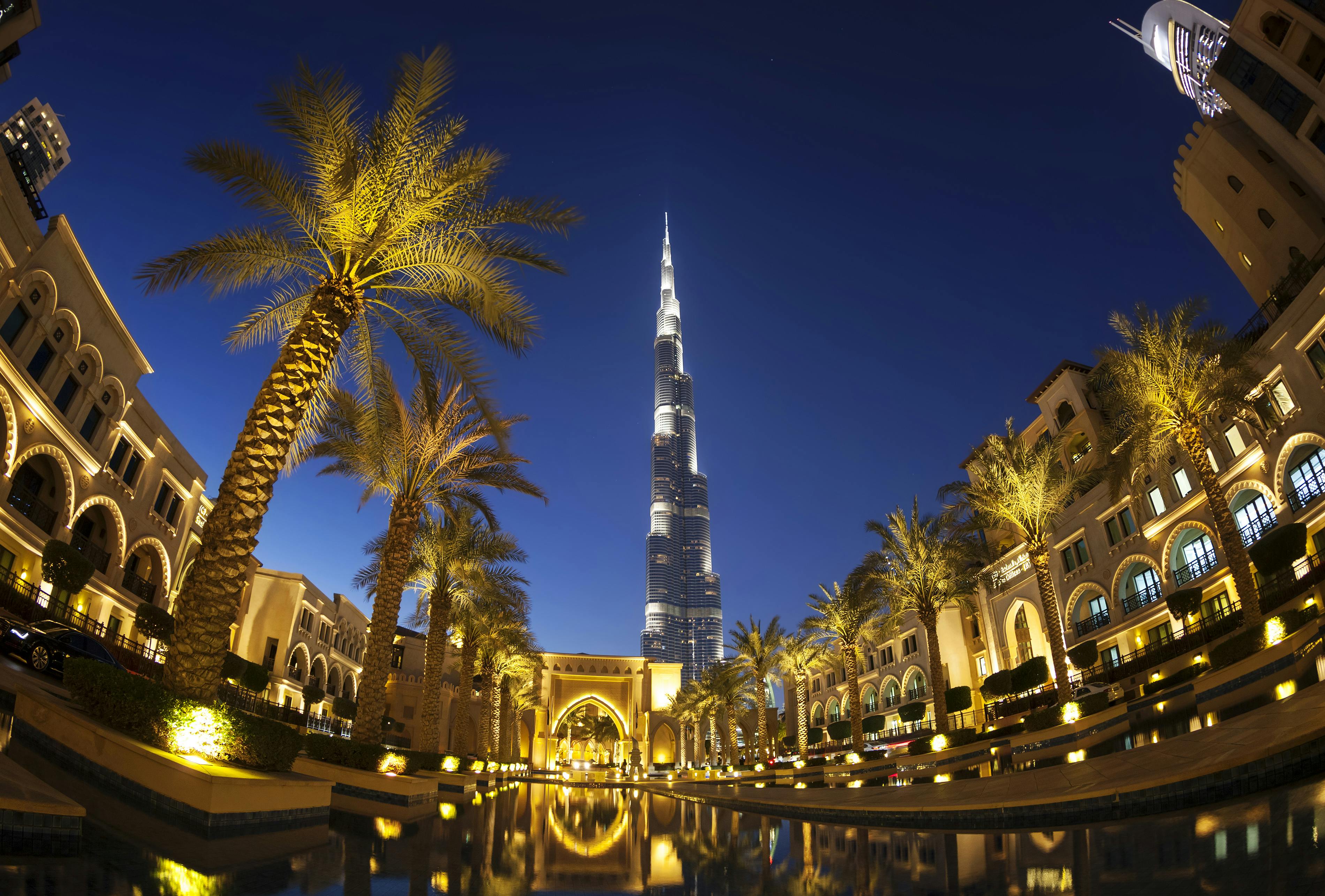 How to Choose between the tickets of At the Top Burj Khalifa?