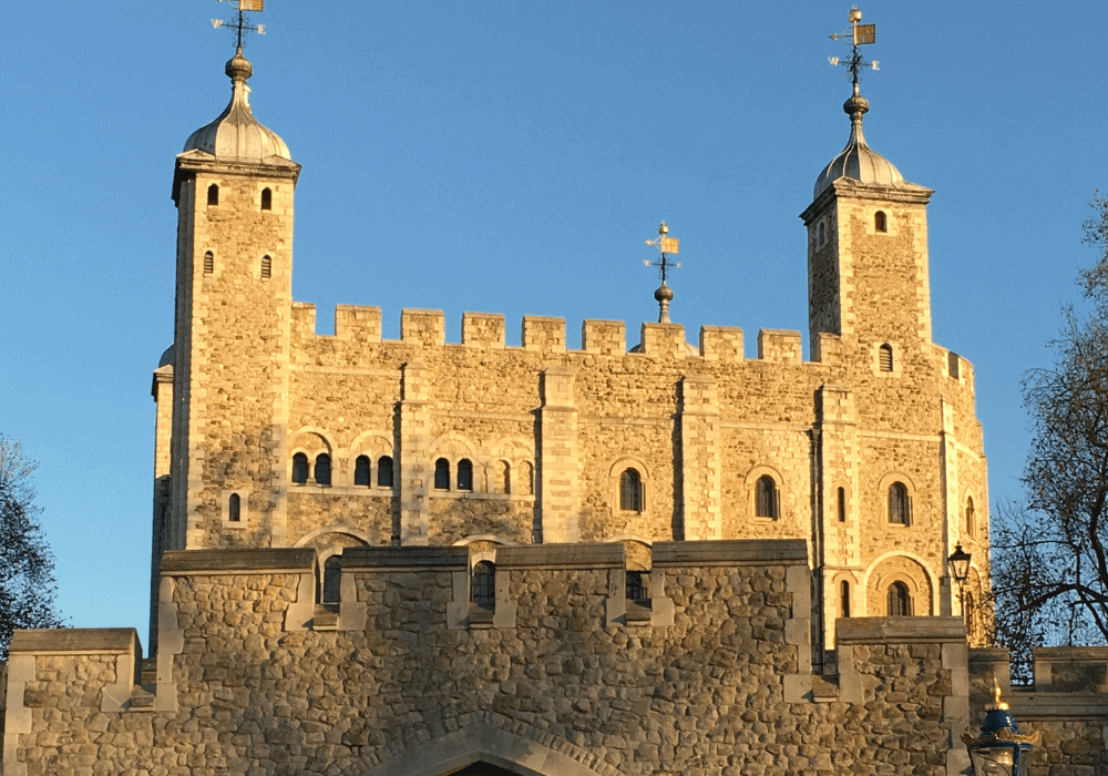 tower-of-london-tripdo-london-best-attractions